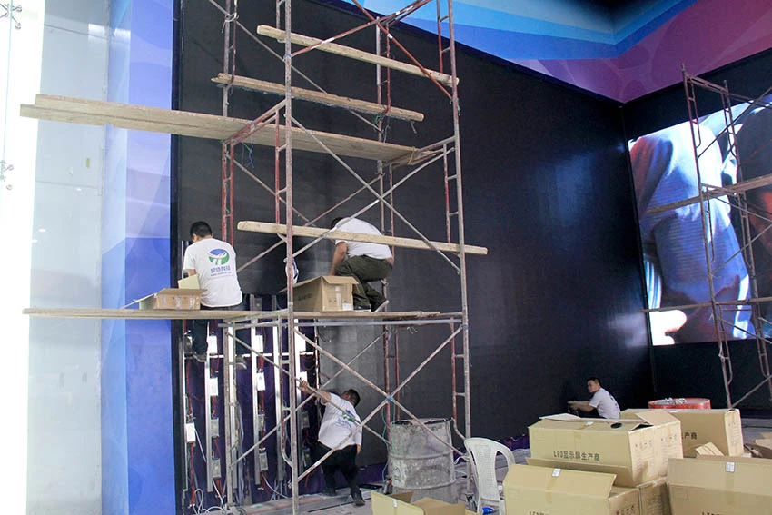 Install Indoor LED Display