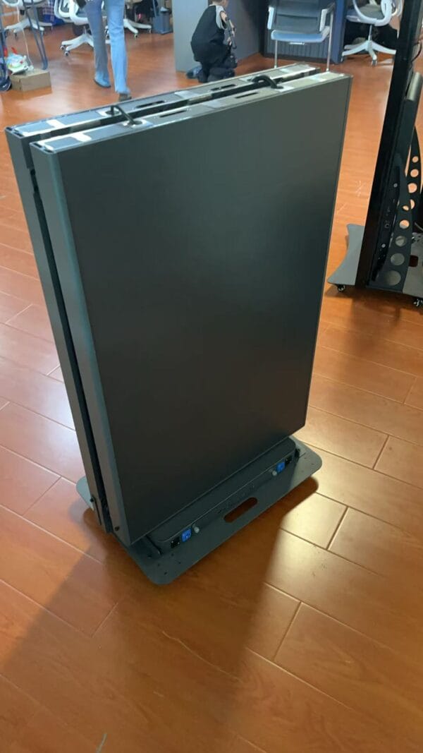 LED display poster - Image 3